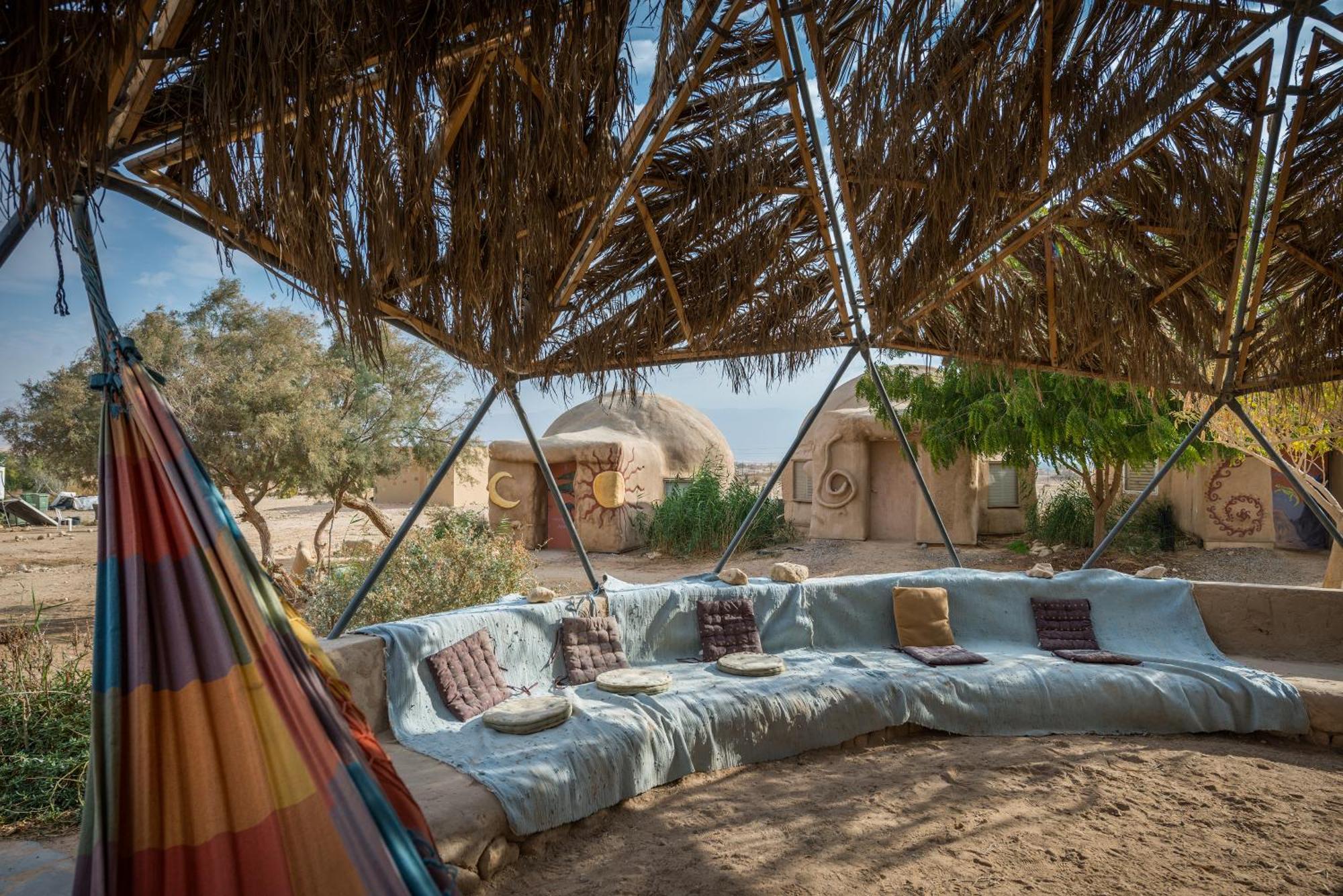 Kibbutz Lotan Eco-Campus Hotel Buitenkant foto